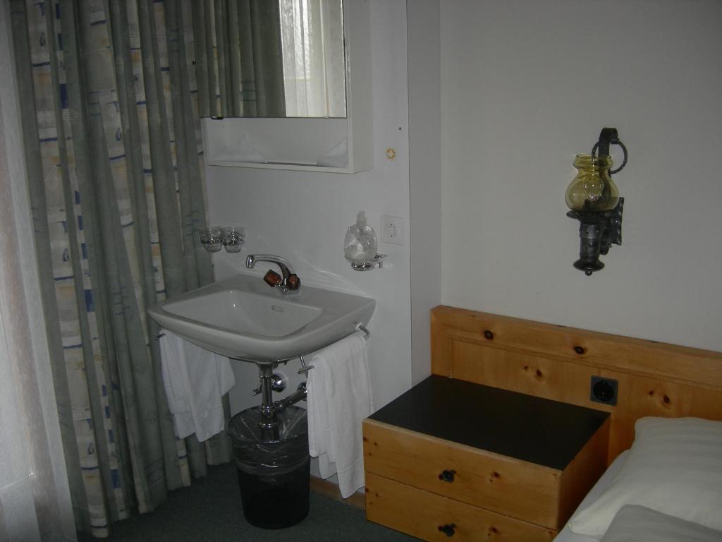 Sporthotel Clavadel Quarto foto
